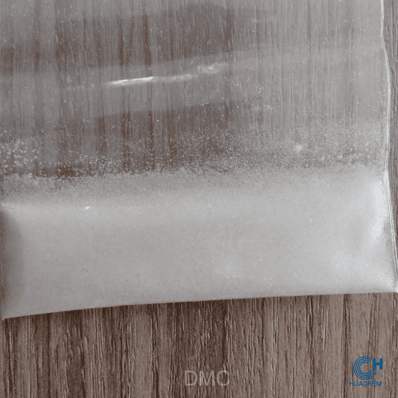 The fine, uniform, white crystalline powder texture of Huachem Dimethylmethoxy Chromanol, a high-purity cosmetic preservative.