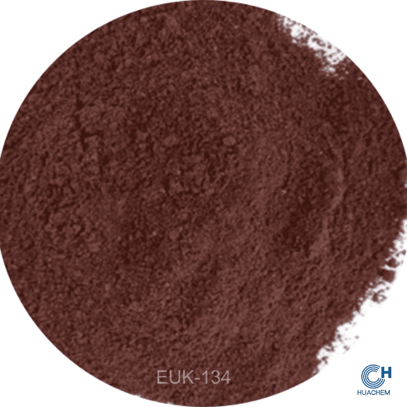 The fine, uniform, brown powder texture of Huachem Ethylbisiminomethylguaiacol Manganese Chloride, a high-purity cosmetic preservative.