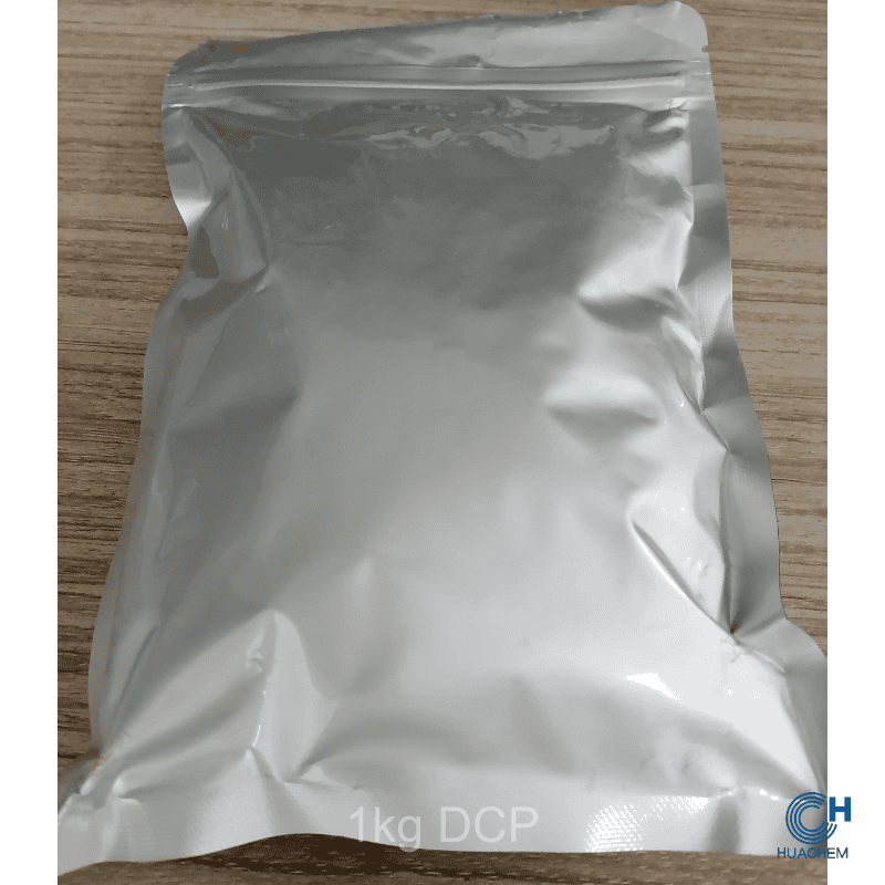 Standard 1kg retail unit of Huachem Dimethylmethoxy Chromanyl Palmitate, packaged in a sealed metallic foil pouch for optimal protection.