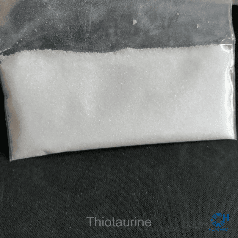 The fine, uniform, white crystalline powder texture of Huachem Thiotaurine, a high-purity cosmetic preservative.